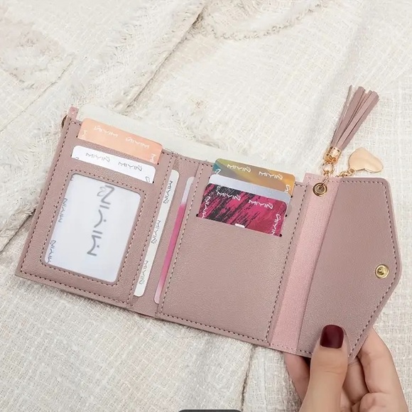 Sanrio Hello Kitty Teal Wallet - Picture 3 of 3